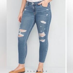 Old Navy Plus Women's Rockstar Mid Rise Super Skinny Jean Size 28 4X Med Blue